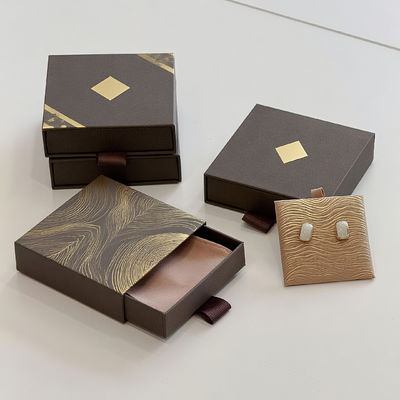 カスタムロゴ入り、環境に優しい印刷、硬質リサイクルスタイル、紙製パッケージング、段ボール引き出しボックス、ジュエリー用スライド式