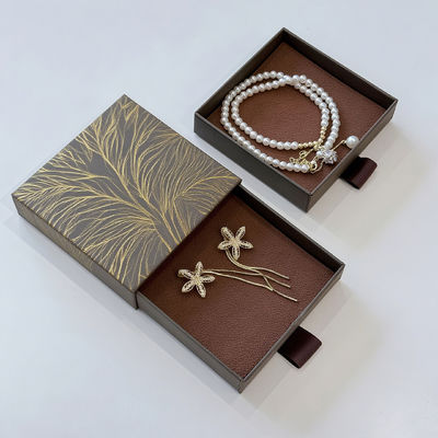 カスタムロゴ入り、環境に優しい印刷、硬質リサイクルスタイル、紙製パッケージング、段ボール引き出しボックス、ジュエリー用スライド式